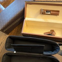 3-Piece Wine Bottle Carrier & Gift Case Set with Wine Accessories