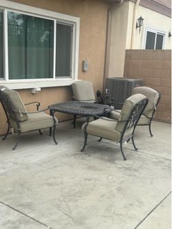 Patio furniture table and 4 chairs