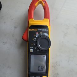 Fluke 378 FC Multimeter