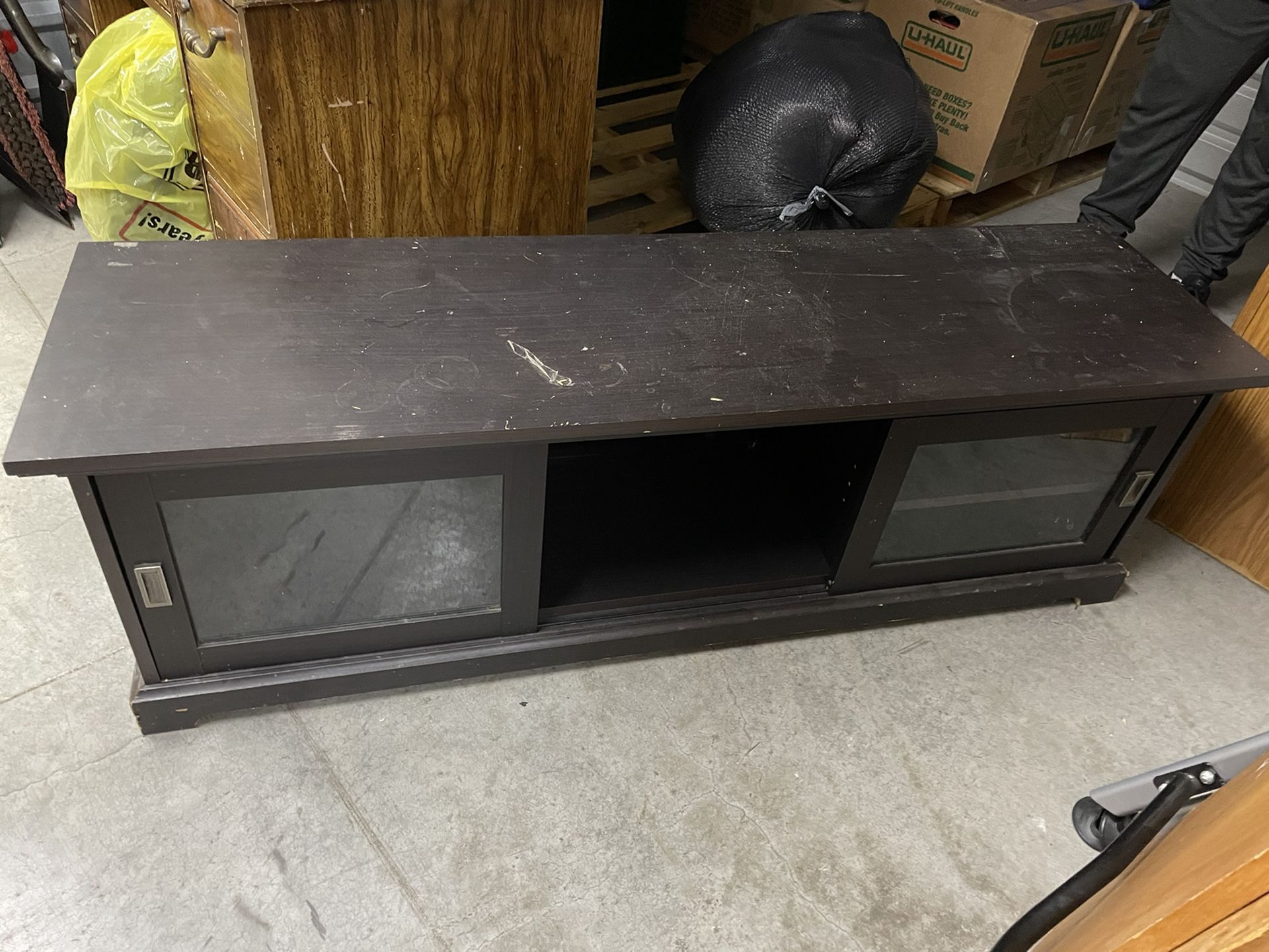 Tv Stand/ Entertainment Center