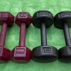 SET OF YORK DUMBBELLS (15s COLLECTABLE ROUND HEADS) & HEX  10s 