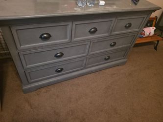 childs dresser and full size