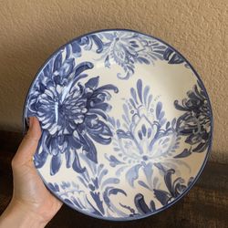 Brand New Hand Made Plates Made in Portugal one set of 6