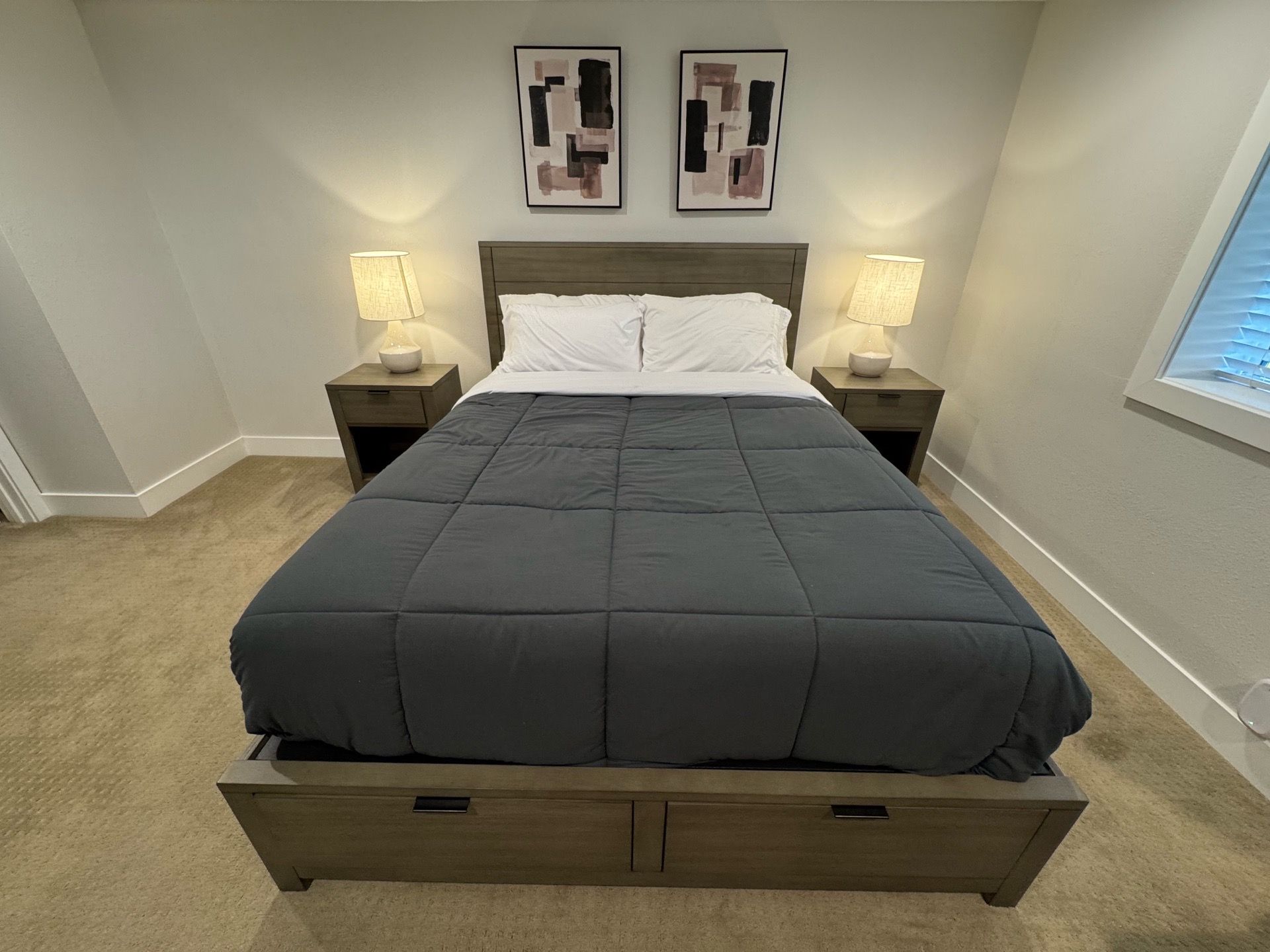 High-end, Crate & Barrel Queen bedroom set!!!