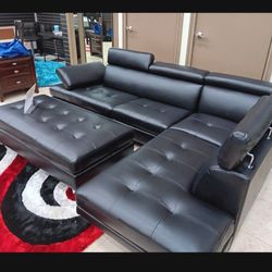 *Now Available!!!*---Low Profile Ibiza Black Leather Sectional Sofa W/Ottoman---Delivery And Financing Available🤠