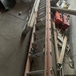 24 ft Extension Ladder