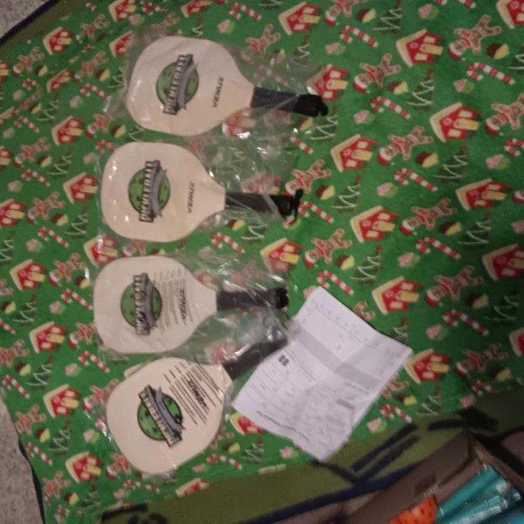 New Pickle Ball Set With Net, Balls Paddles, ETC...