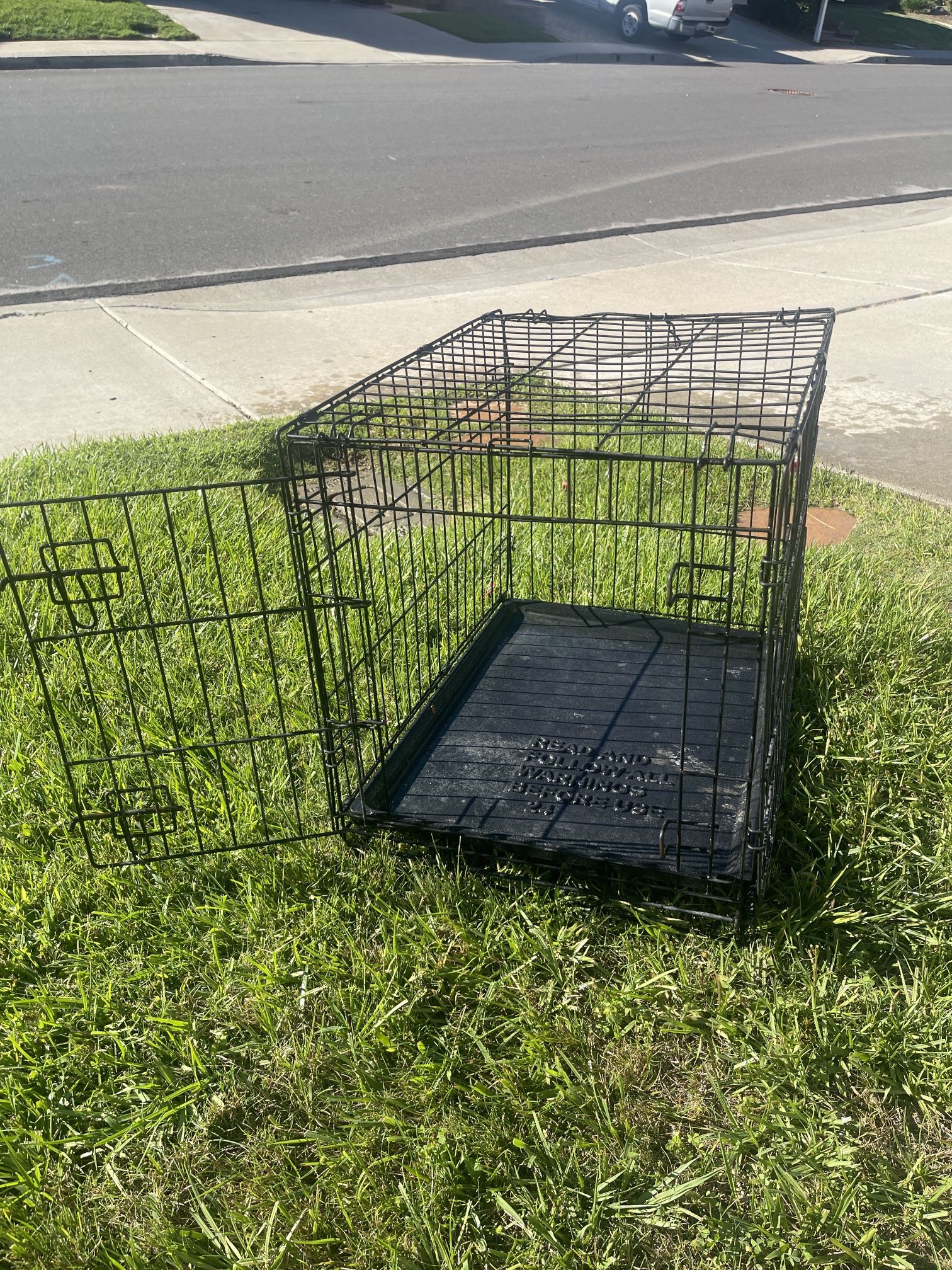 Animal Kennel, 20” Tall, 18” Wide, 24” Long, Locking, Asking $20 OBO