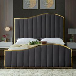 Jolie Velvet Gray Queen Platform Bed

