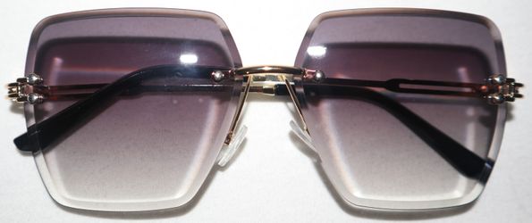 High Fashion - Large Square Rimless Sunglasses For Women - Purple Gradient