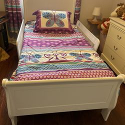 Twin Bed