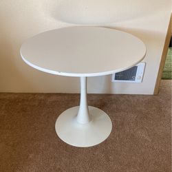 Tulip Dining Table