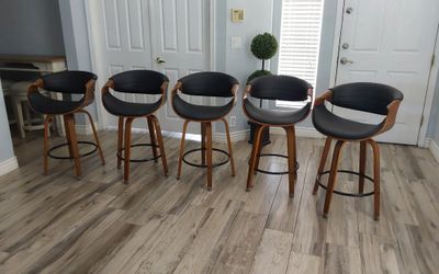 5 beautiful counter Height swivel bar stools
