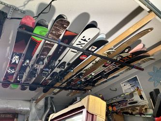 Skis , Surf boards of all kinds