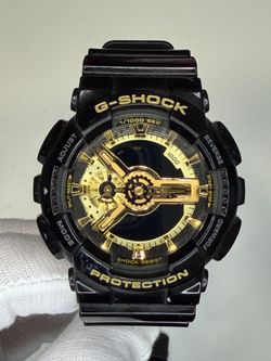 G-Shock / Black & Gold