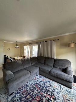 Living Spaces sectional: $300 obo for pick up
