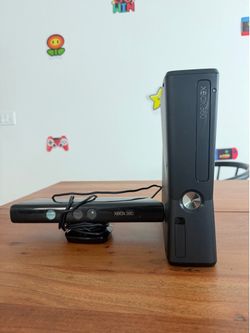 Xbox 360 320gb hard drive and Kinect