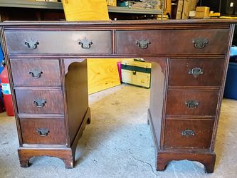 $25 Small Wooden Desk