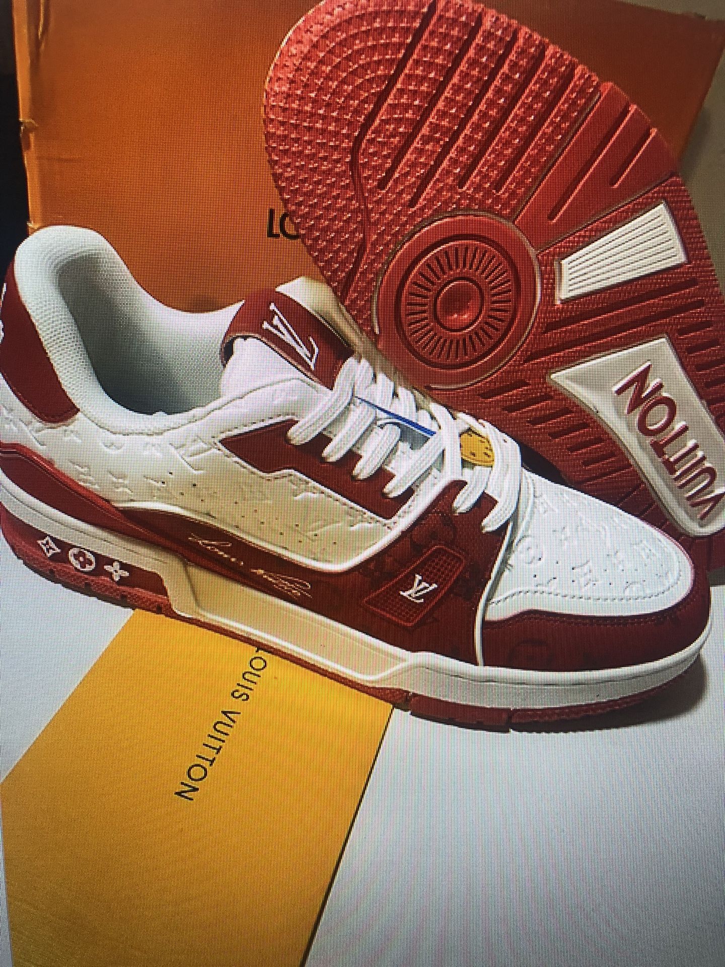 Red And White Trainer’s