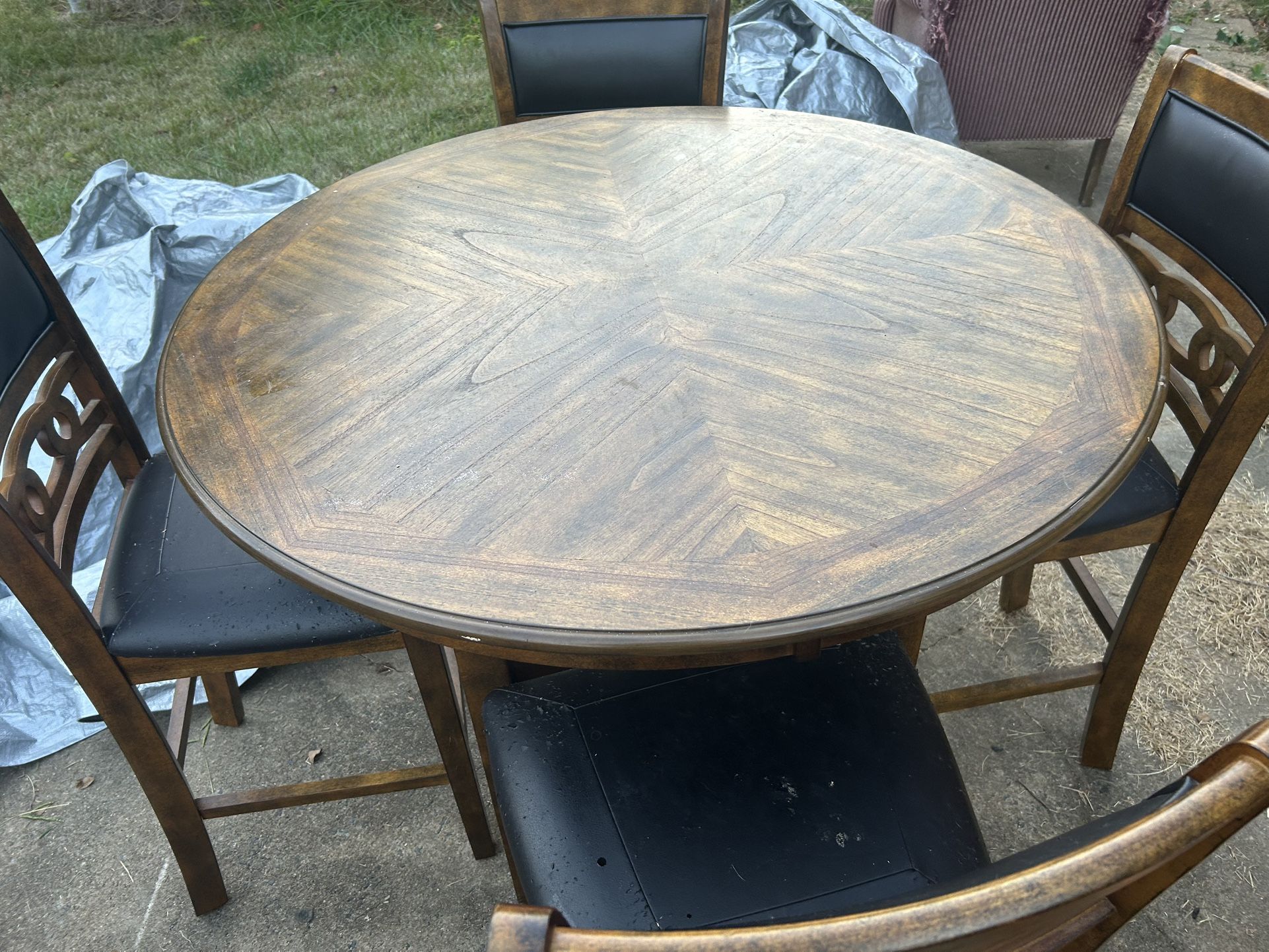 Dining Room Table And Four Chairs