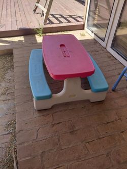 Kids bench