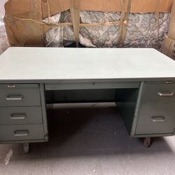 Statesman Metal Table