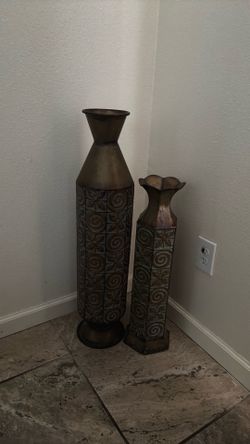 Two modern decor