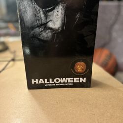 NECA Ultimate Halloween (2018 Movie) Michael Myers Action Figures 