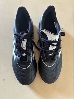 Soccer turf cleats size 4-1/2