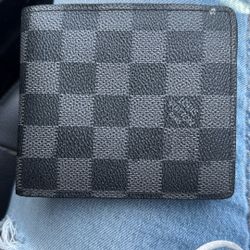 Louis Vuitton Men’s Wallet
