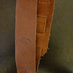 Leather guitar strap