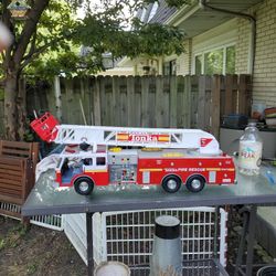  Tonka Fire Rescue Engine. Bout 28in.long