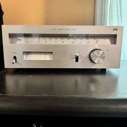 JVC FM/AM Stereo Tuner JT-V11G