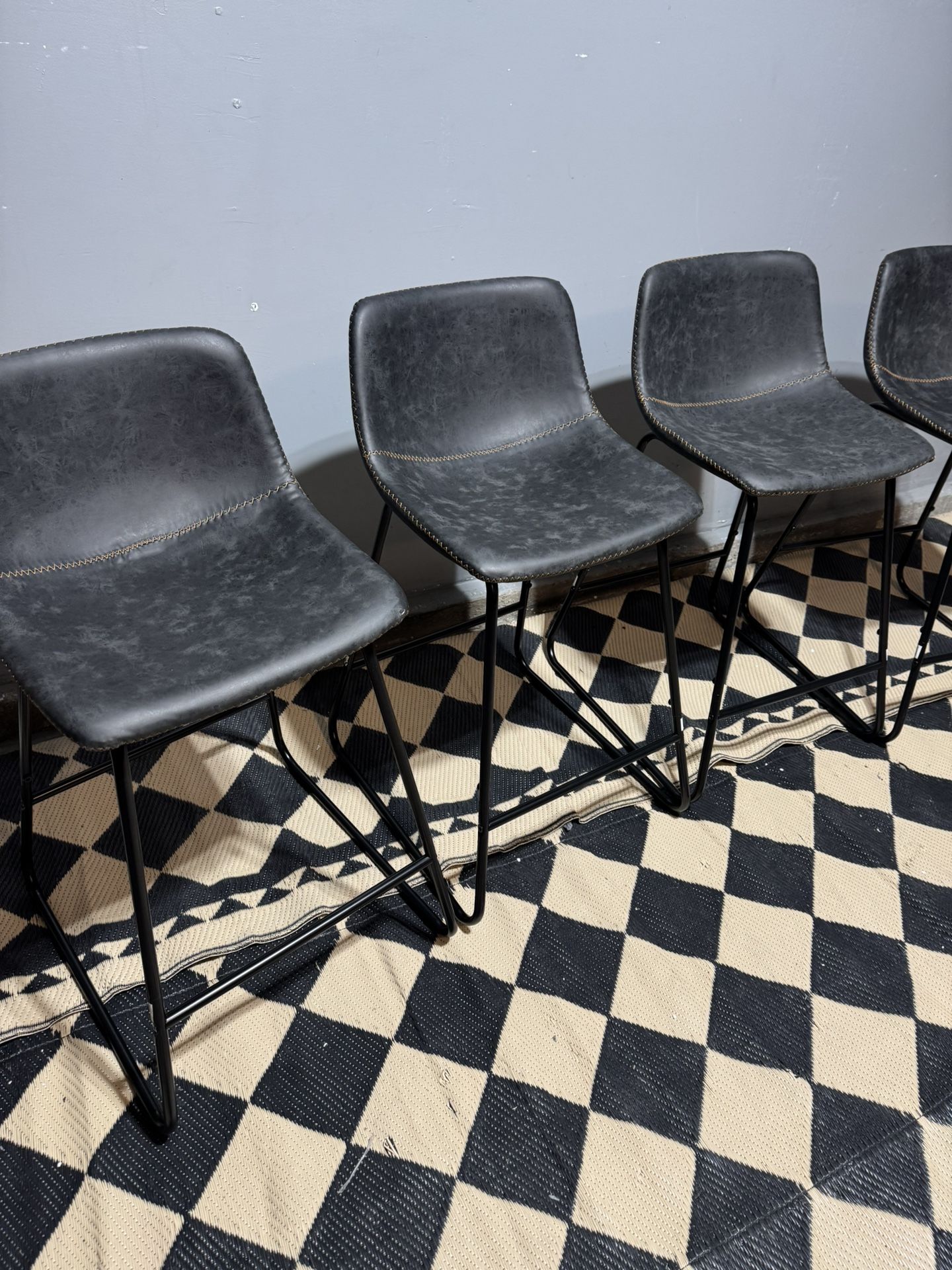 Set Of 4, 24” Counter Height Stools