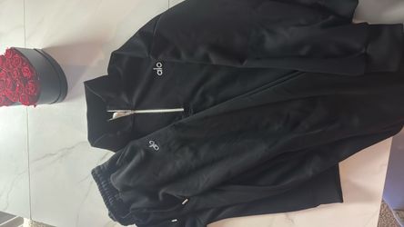 Quarter zip and pants(alo)