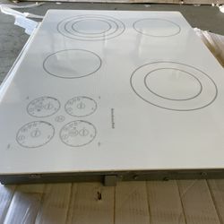 Kitchen Aid 30” Cooktop, Like new Modern Look 