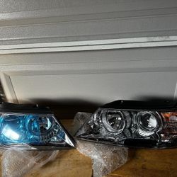 2009-2010 Hyundai Sonata Headlight Set