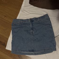 4 Skirt With Short  For Women XXL  / Faldas Para Dama Semi nuevas 