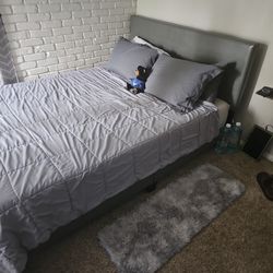Queen Bed Including Mattress 