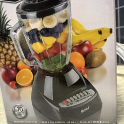 New. 10 Speed Blender In Box