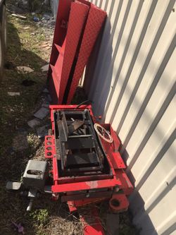 Aliniadora de autos partes no esta completa