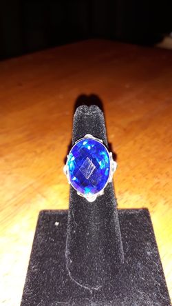 Beautiful large Blue Sapphire silver ring