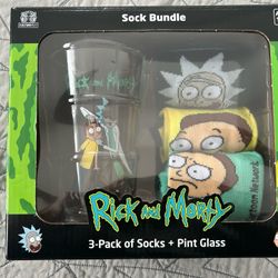 Rick And Morty Socks & Pint Glass Gift Box Set