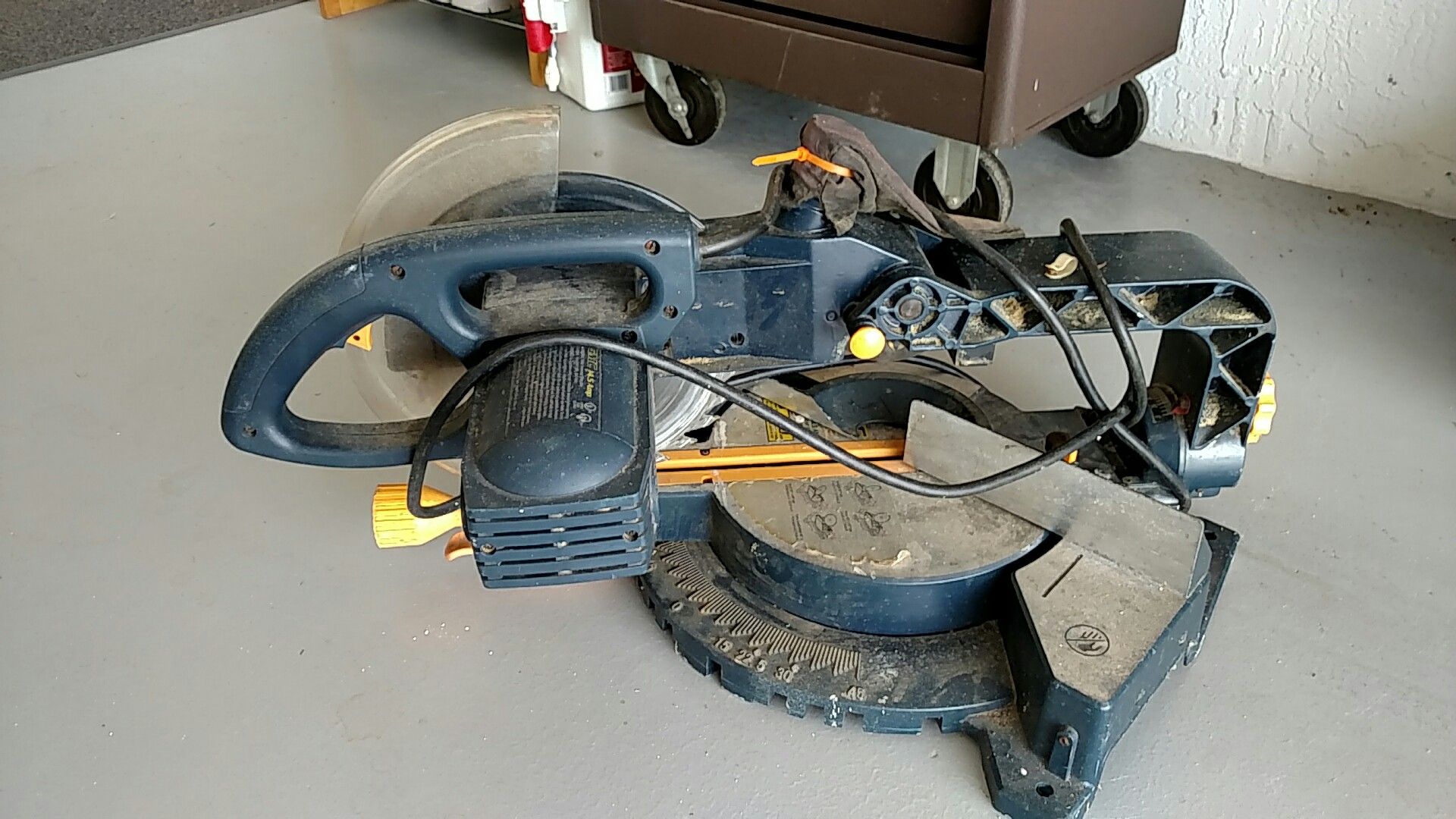 Gmc compound miter saw deals