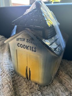American Biqsue cookies jar 1(contact info removed)