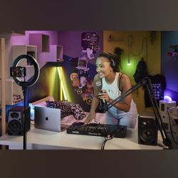 Pioneer DJ DDJREV1 Professional DJ Controller