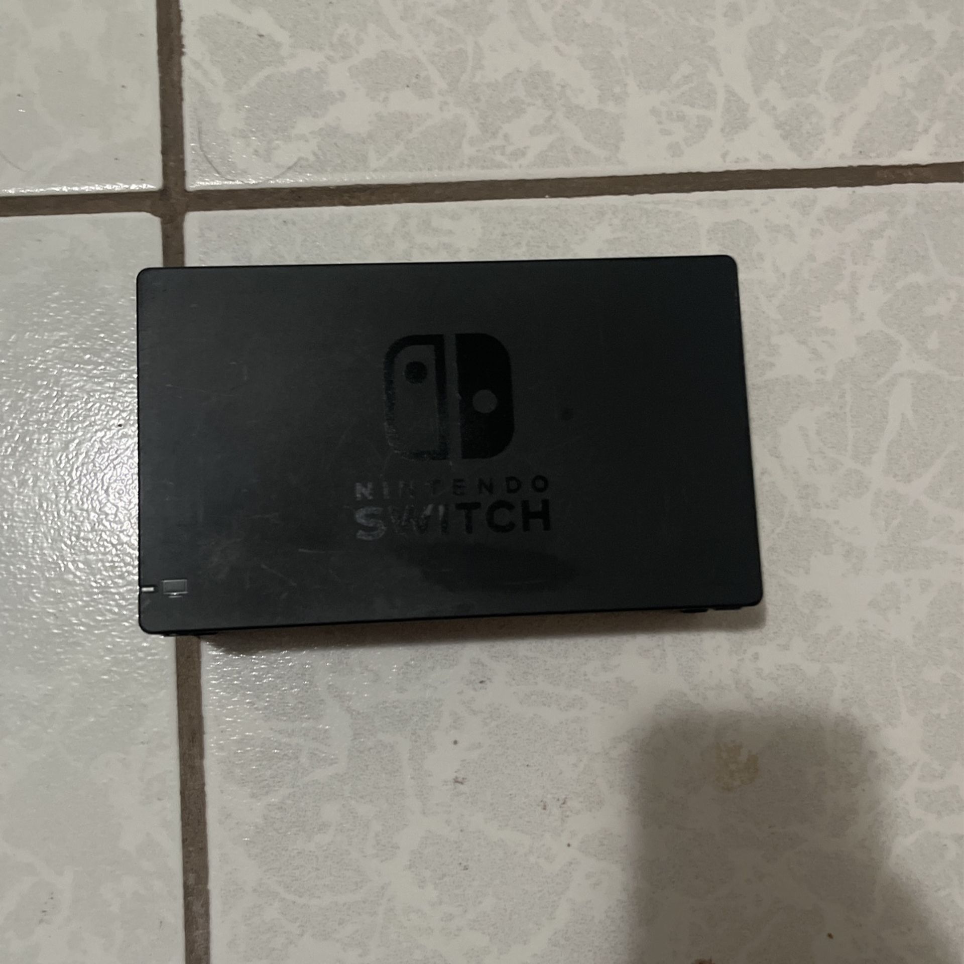 Nintendo Swith Charging Projecting Dock