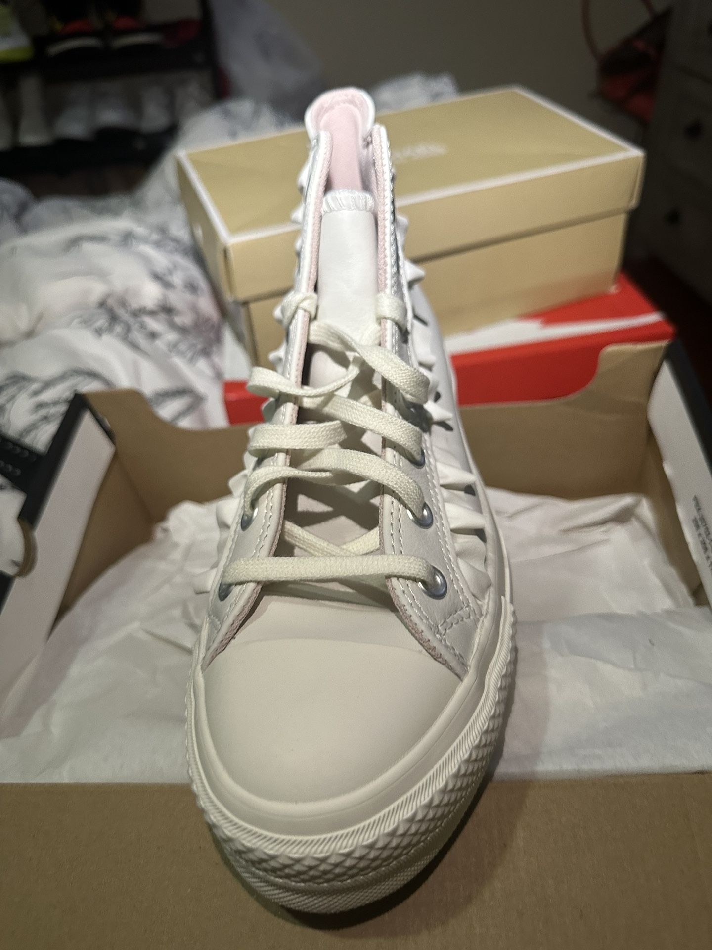 Converse 9.5