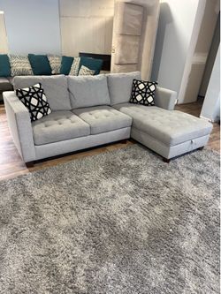 Sectional couch
