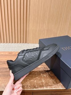 Dior Men’s Sneaker With Box 2026 New